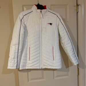 NFL Team Apparel New England Patriots White/Blue/Red Lined Jacket sz M